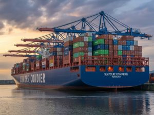 Die standardmaße von schiffscontainern ein überblick